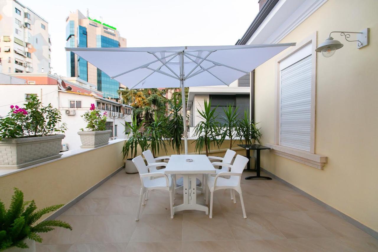 Vila Ferdinand Modern Rooms In Tirana'S Center Екстериор снимка
